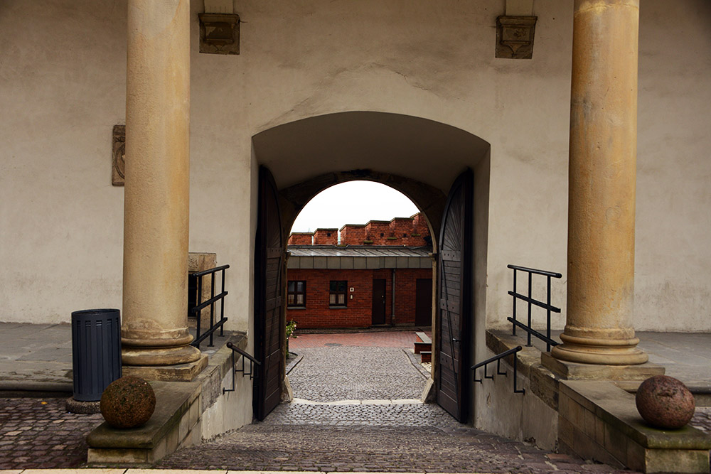 Entrance to Wawel Castle complex