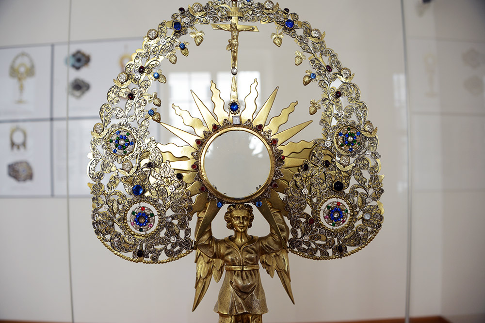 Slovak Monstrance Jewelry