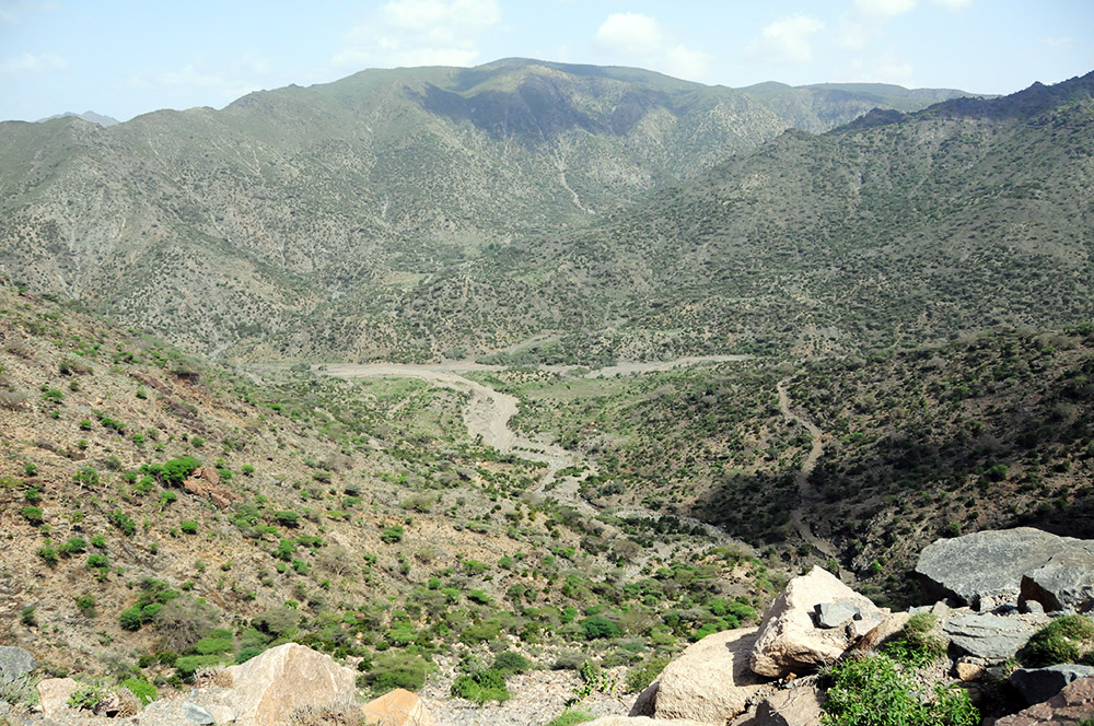 Mountains along the road near Sheikh, Somaliland