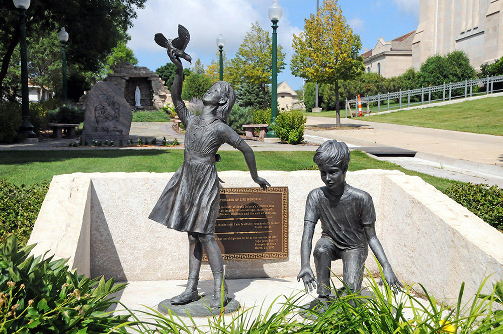 Statue at the Cathedral of Saint Joseph in Sioux Falls