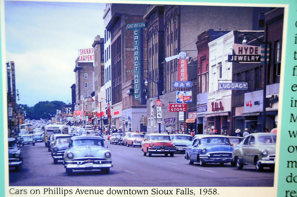 Historic photograph of downtown Sioux Falls in 1958