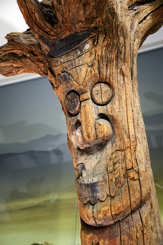 Traditional Wood Carvings Traditional carved wooden figures displayed in Seoul
