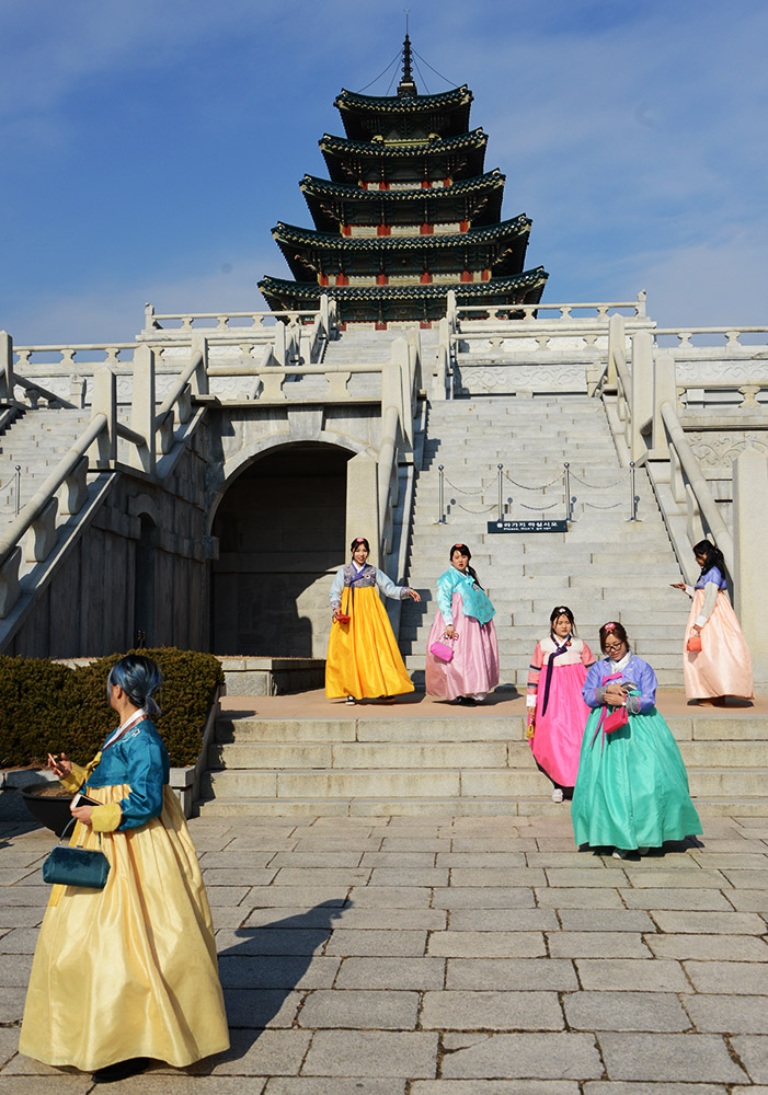 Traditional Korean Clothing Visitors wearing hanbok at the National Folk Museum of Korea