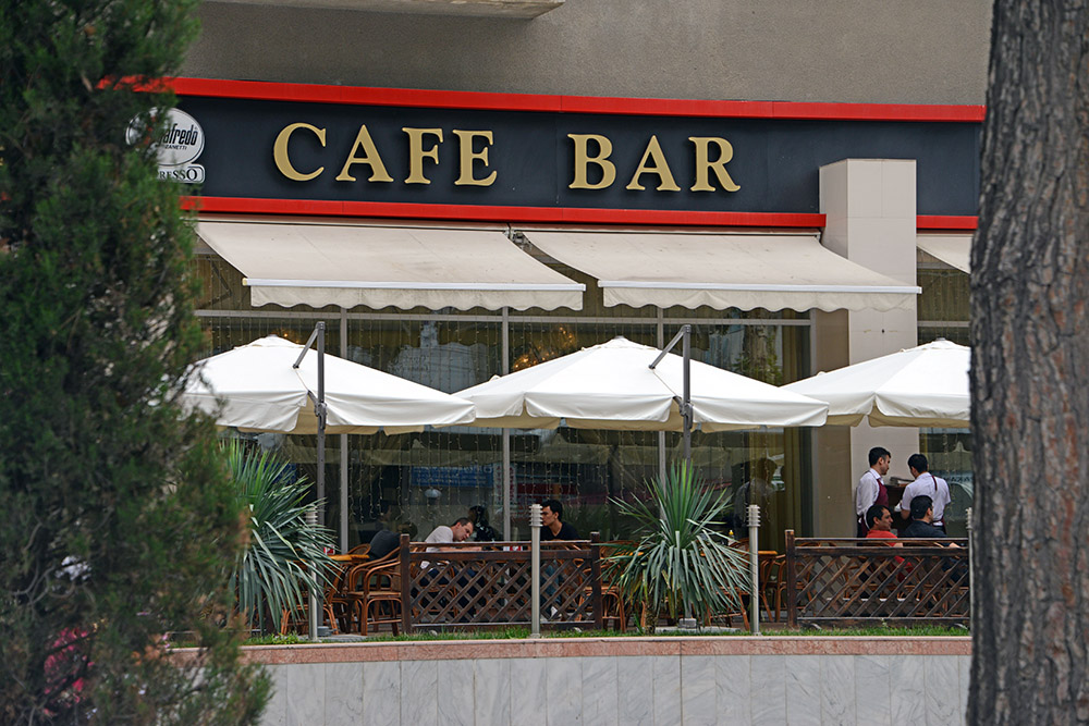 Cafe Bar Cafe and bar in Dushanbe
