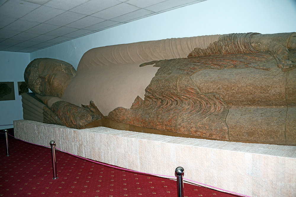 Reclining Buddha Reclining Buddha from Ajina Tepe in Dushanbe