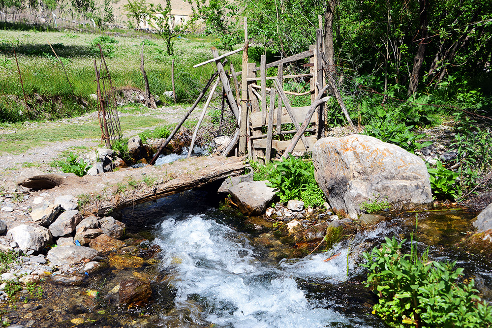 Footbridge Footbridge in the Fann Mountains Tajikistan