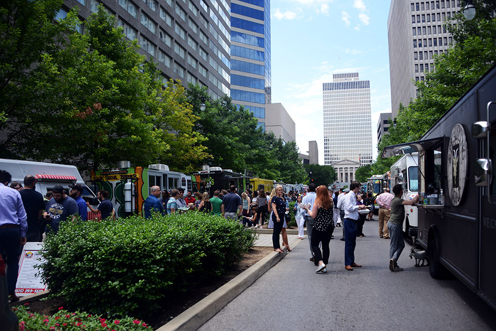 Nashville Food Trucks Food trucks in downtown Nashville