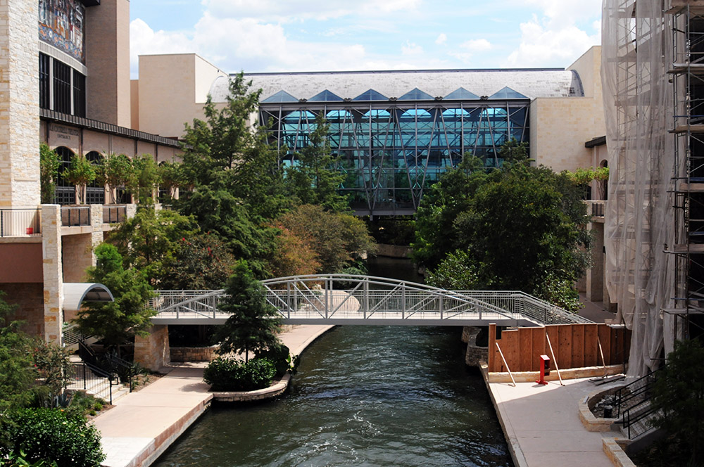 River Walk Buildings Buildings along the San Antonio River Walk