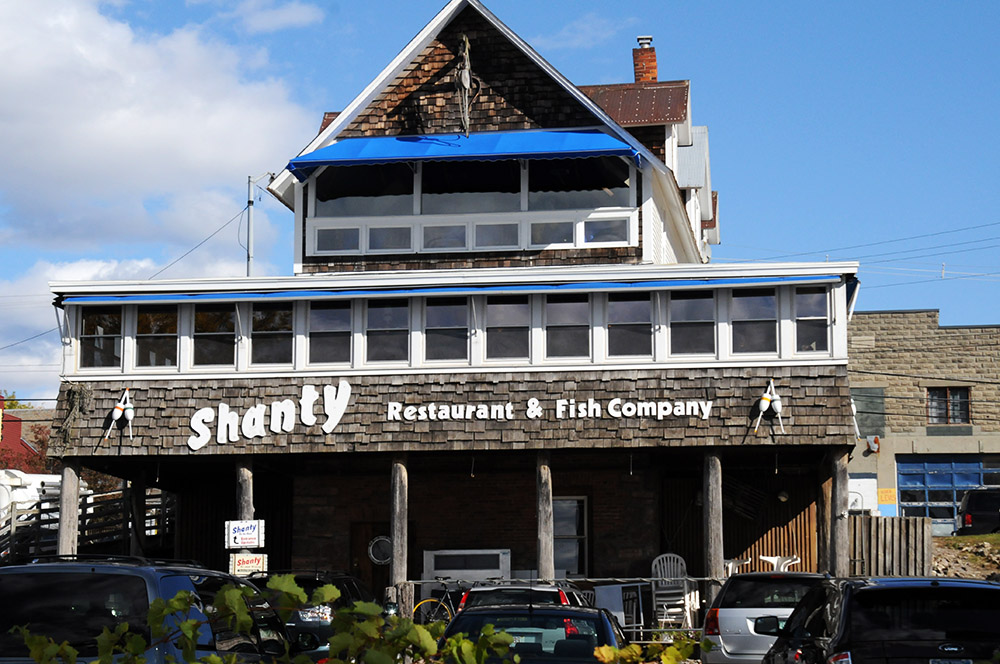 Shanty restaurant along the Burlington waterfront