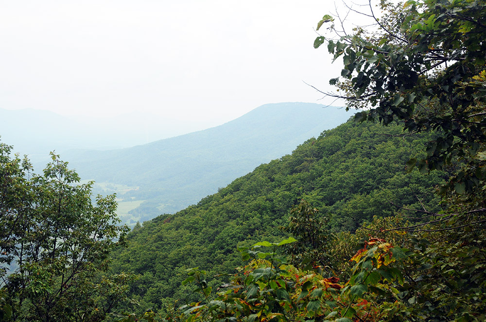 Virginia Appalachian Mountains Mountain view from the McAfee Knob trail