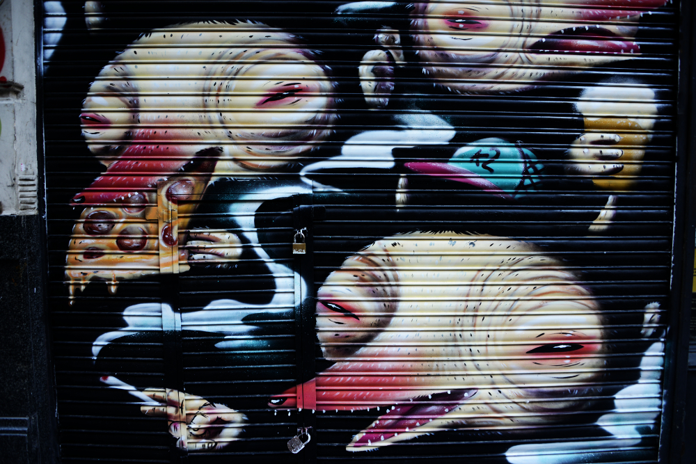 Graffiti along an alley in Buenos Aires