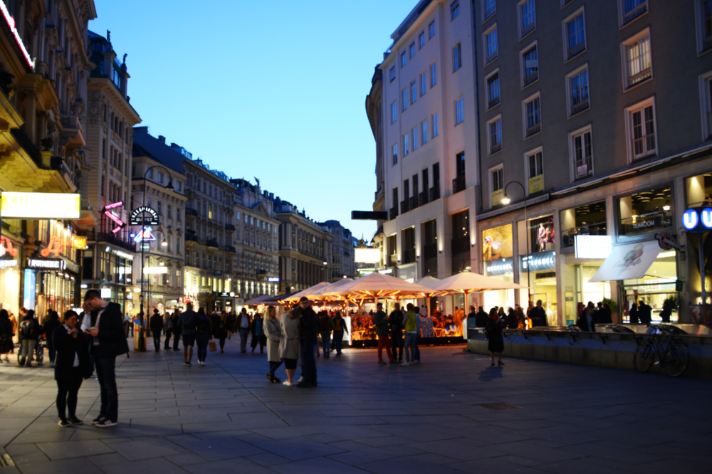 Crowded central Vienna on a Saturday night