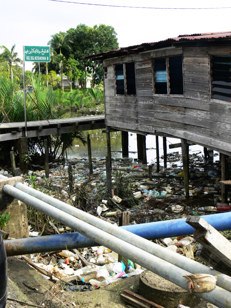 Waterside Home in Brunei Traditional waterside home near Bandar Seri Begawan, Brunei