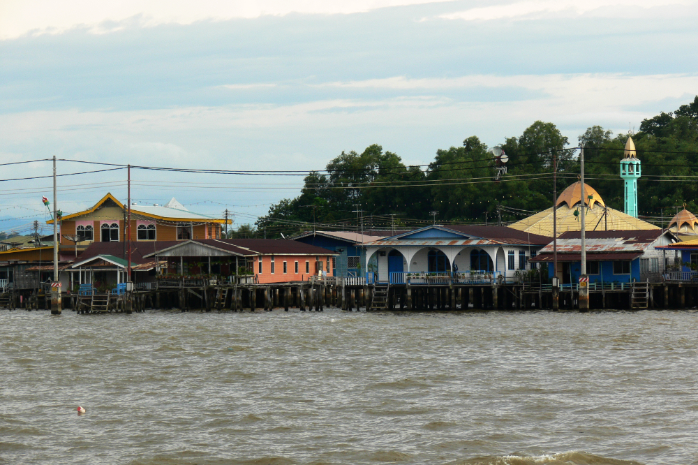 Kampong Ayer Kampong Ayer water village in Bandar Seri Begawan, Brunei