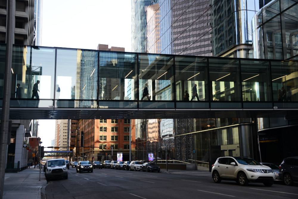 Plus 15 elevated pedestrian walkway in downtown Calgary