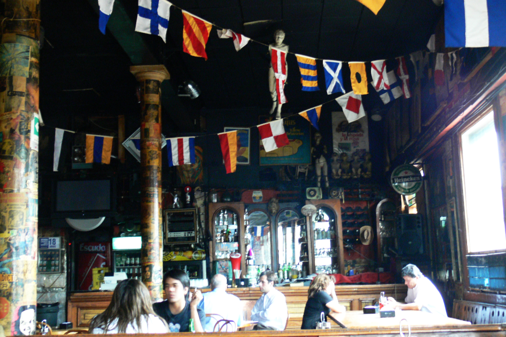 Cafe in Viña del Mar Chile