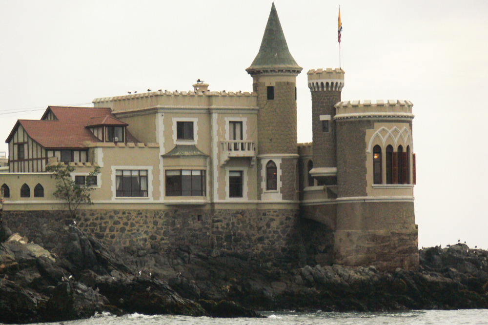 Castle-style hotel in Viña del Mar Chile