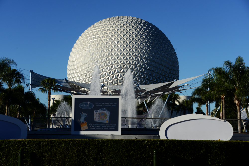Spaceship Earth at EPCOT in Walt Disney World