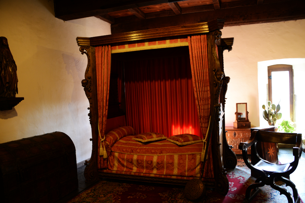 Bedroom inside Vianden Castle Historic bedroom inside Vianden Castle in Luxembourg