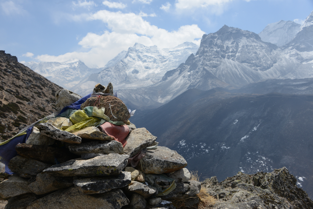 High-altitude acclimatization hike above Dingboche with Himalayan mountain views