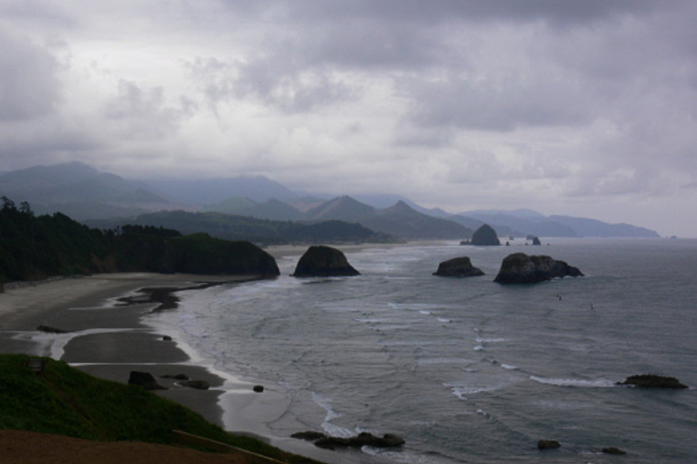 Stormy weather along the Oregon coast near Ecola